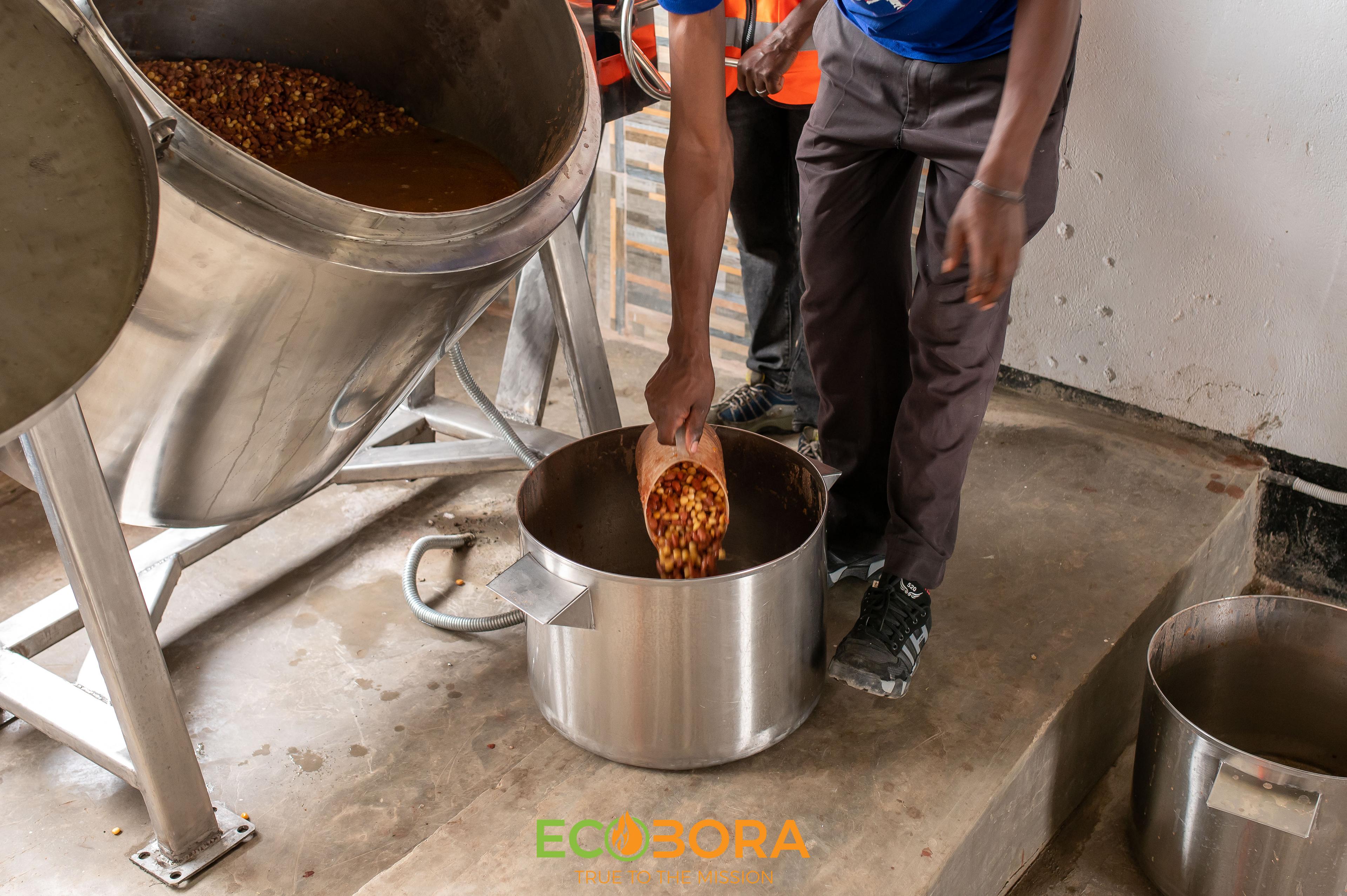 ecobora students food